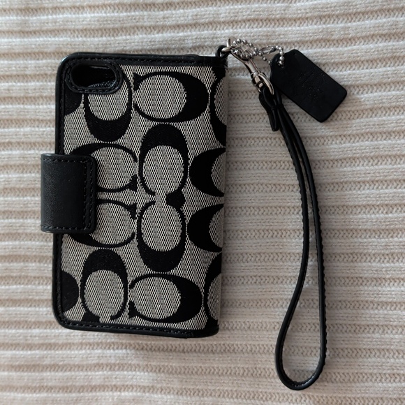 Coach Black and Gray Vintage Phone Wristlet New Condition - Picture 3 of 9